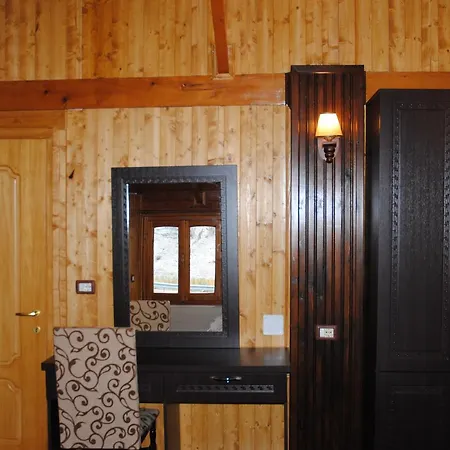 Hotel Vataksi 3*