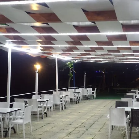 Hotel Vataksi