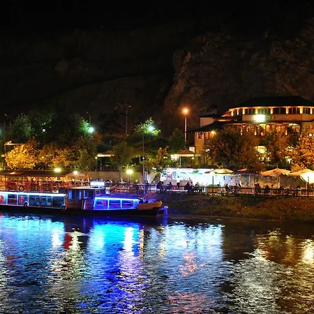 Vataksi Hotel 3*